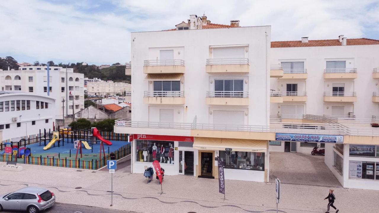 Apartamento Mar E Sol Назаре Екстериор снимка