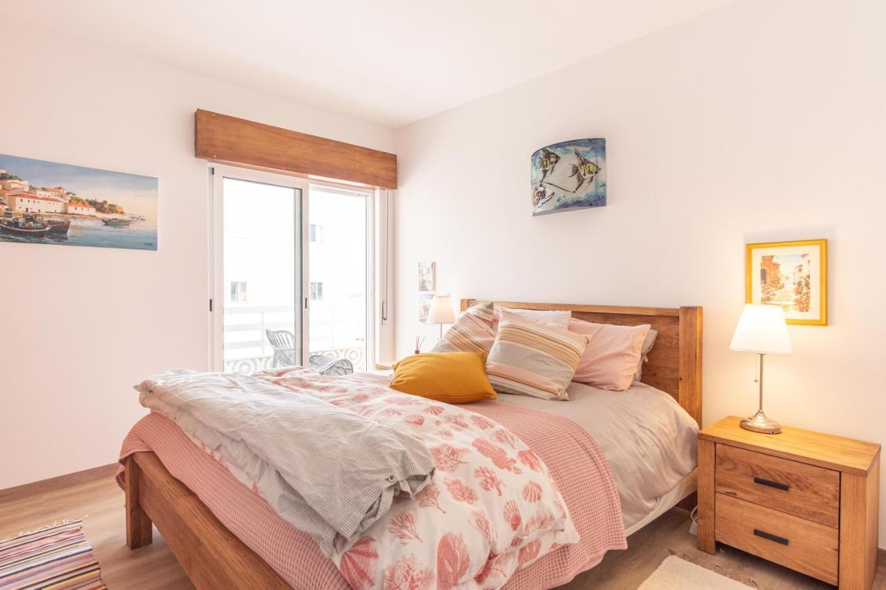 Apartamento Mar E Sol Назаре Екстериор снимка